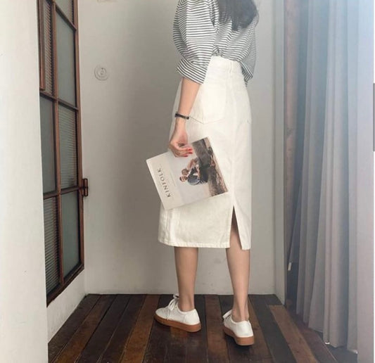White denim mini skirt