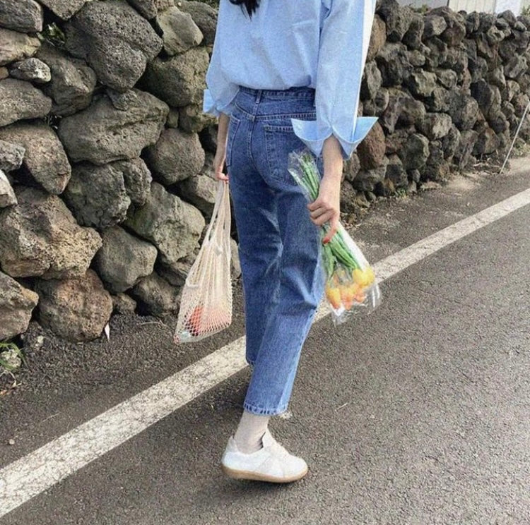 slim-fit jeans