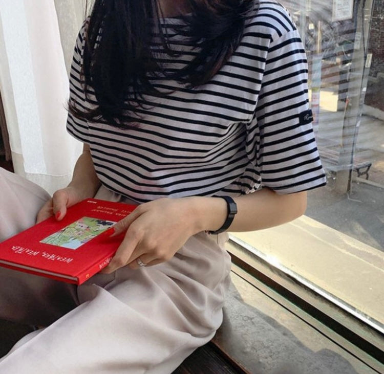 黑白間條上衣