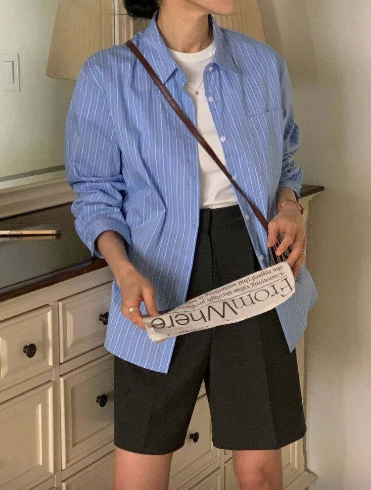 藍色間條恤衫