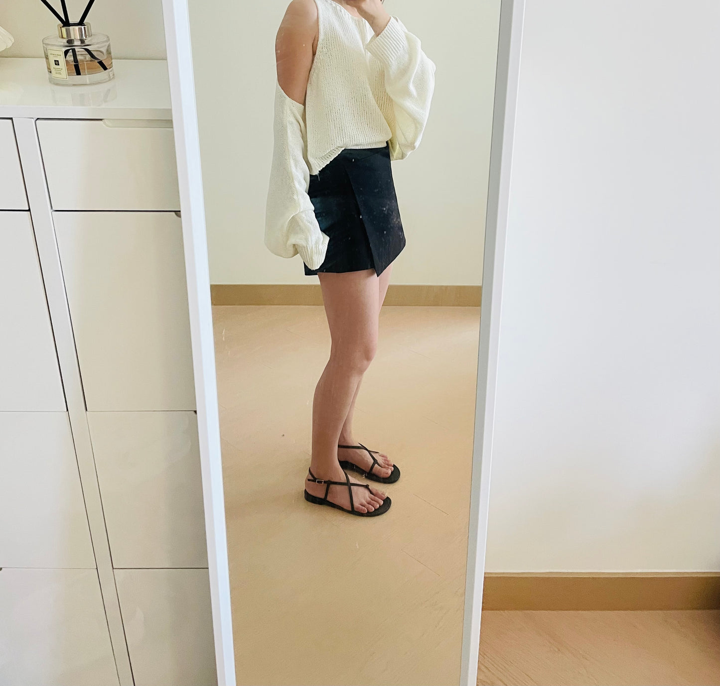 黑色短裙褲