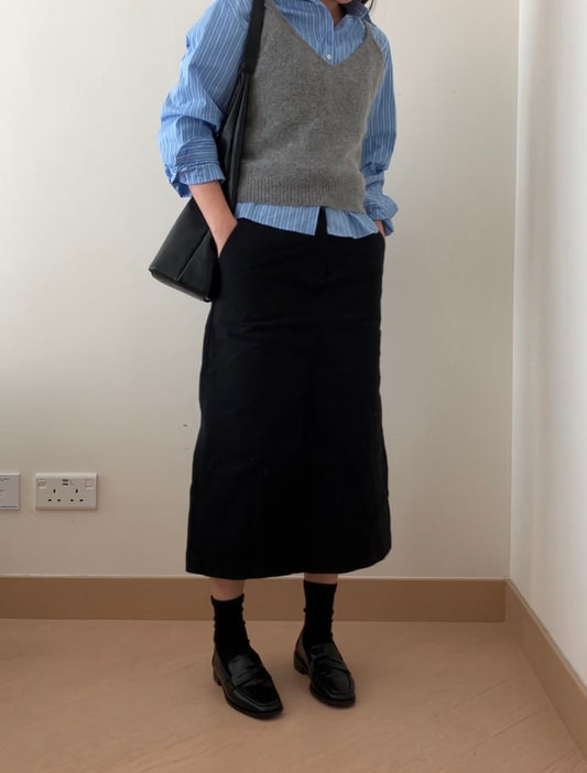 少少毛茸茸細肩帶背心上衣