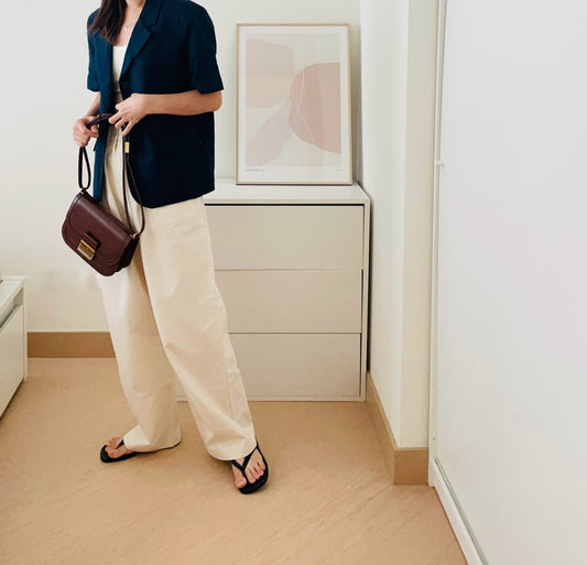 短袖深藍色西裝