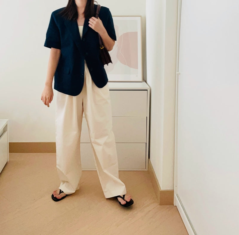 短袖深藍色西裝