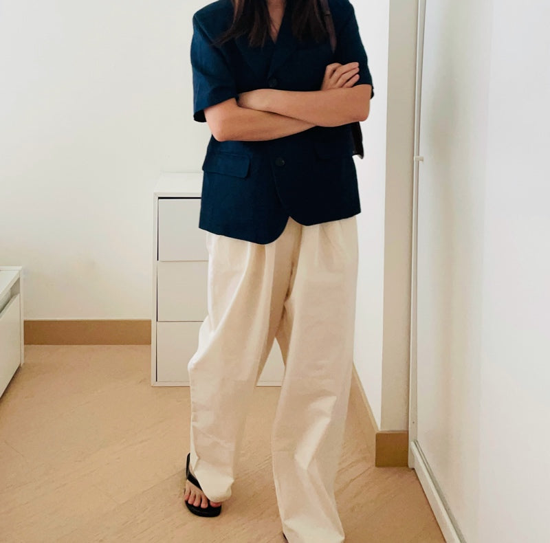 短袖深藍色西裝